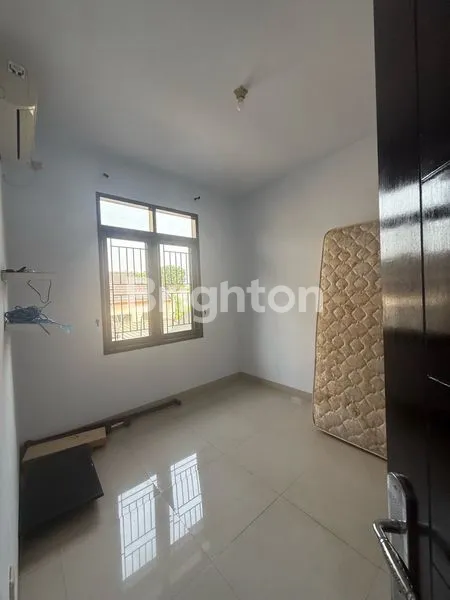 image RUMAH NYAMAN BEBAS BANJIR DI KEMANG PRATAMA (5)