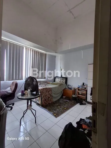 image RUKO 3 LANTAI PENYEWA AKTIF DEPAN SUPERINDO TAMAN PALEM CENGKARENG JAKARTA BARAT (4)