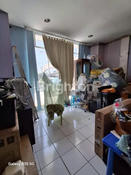 image RUKO 3 LANTAI PENYEWA AKTIF DEPAN SUPERINDO TAMAN PALEM CENGKARENG JAKARTA BARAT (7)