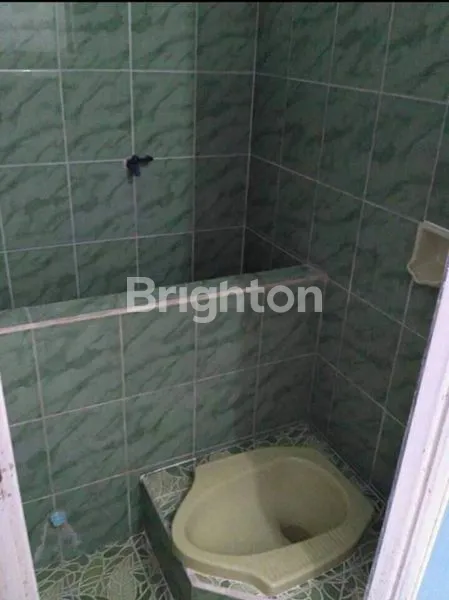 image RUMAH SELANGKAH KE PASAR POGOT DI SURABAYA (5)