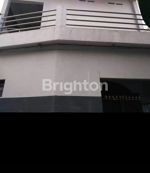 image RUMAH SELANGKAH KE PASAR POGOT DI SURABAYA (1)