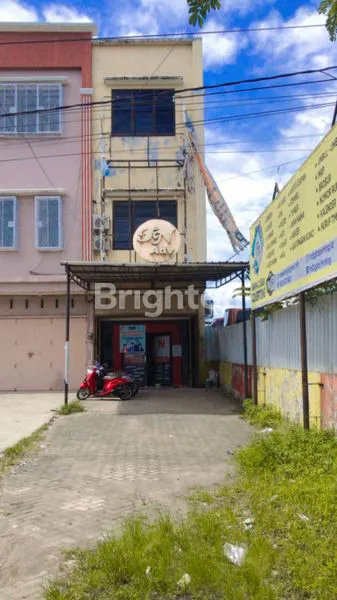 image RUKO DIAMOND BUSINES CENTRE, JL.TUN ABDUL RAZAK,GOWA. DEKAT RS PRIMAYA, RSU YAPIKA, PASAR HERTASNING, JALAN ANTANG, JIPANG RAYA, SYECH YUSUF, DAN TAMANGAPA (1)