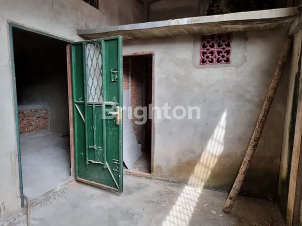 image RUKO DIJUAL 3 LANTAI (7)