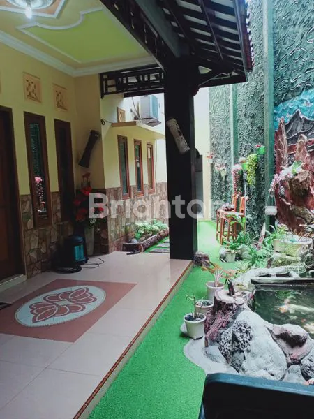 image RUMAH STRATEGIS, HUNIAN, KOST DAN TEMPAT USAHA DI KOTA KEDIRI (8)