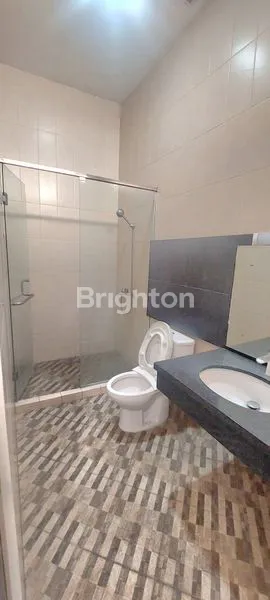 image RUMAH MURAH KOS STRATEGIS DEKAT KAMPUS & RSU BRAWIJAYA (8)