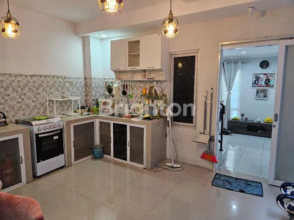 image RUMAH DUA LANTAI (6)