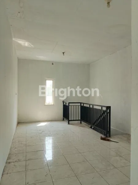 image RUKO 2 LANTAI SIAP HUNI BENOWO (2)