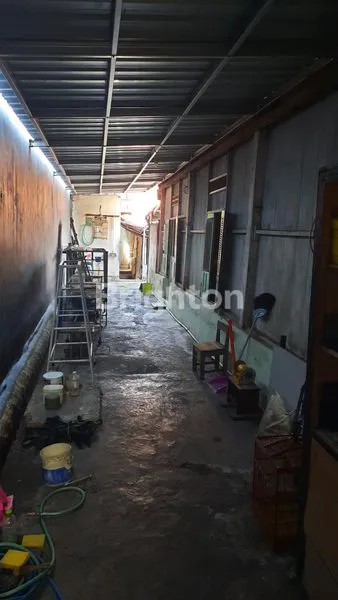 image RUMAH 265M² STRATEGIS DEKAT SIMPANG LIMA SEMARANG. DEKAT DENGAN PARAGON MALL DAN DP MALL. JUGA COCOK  UNTUK TEMPAT USAHA MAUPUN TEMPAT TINGGAL KARENA BERADA DI JALAN PROTOKOL SEMARANG TENGAH (5)