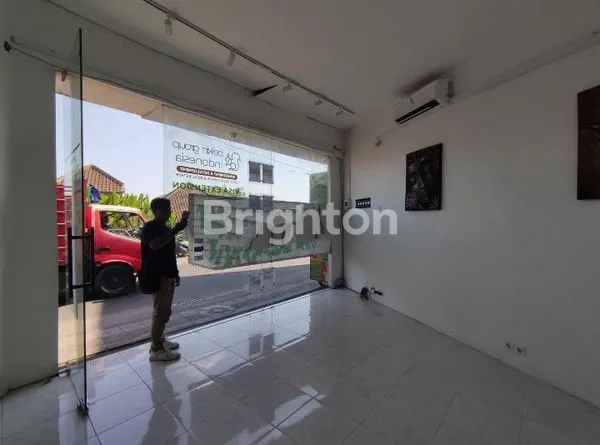 image TOKO STRATEGIS DI RAYA CANGGU (3)