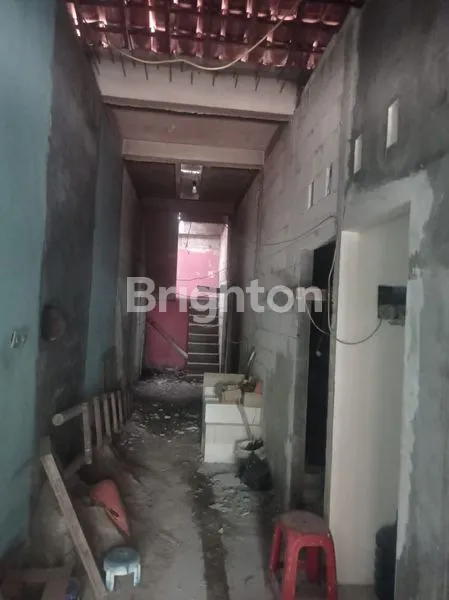 image RUMAH KOST2AN DENGAN 2 TOKO DI JABABEKA CIKARANG (2)