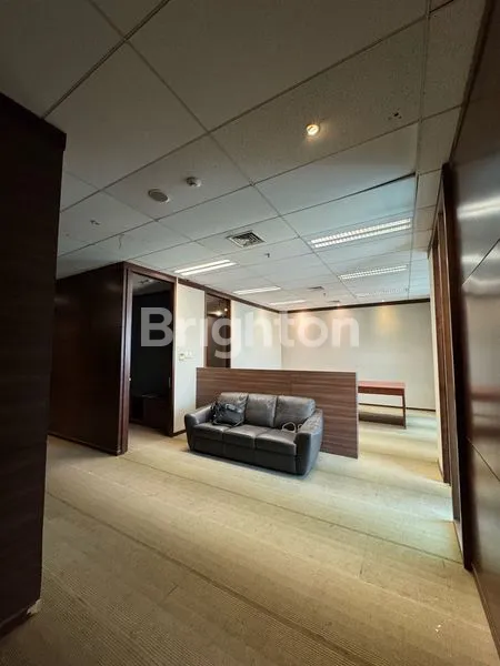 image OFFICE SPACE EQUITY TOWER SCBD JAKARTA SELATAN (5)