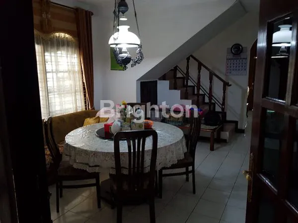 image RUMAH HOOK PINGGIR JALAN COCOK UNTUK KOST” AN (2)
