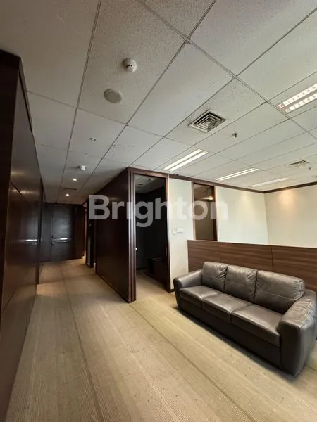 image OFFICE SPACE EQUITY TOWER SCBD JAKARTA SELATAN (8)