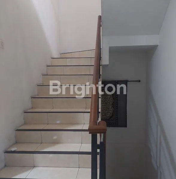 image RUMAH BAGUS 2½ LANTAI SIAP HUNI DI CIDENG, JAKARTA PUSAT (6)