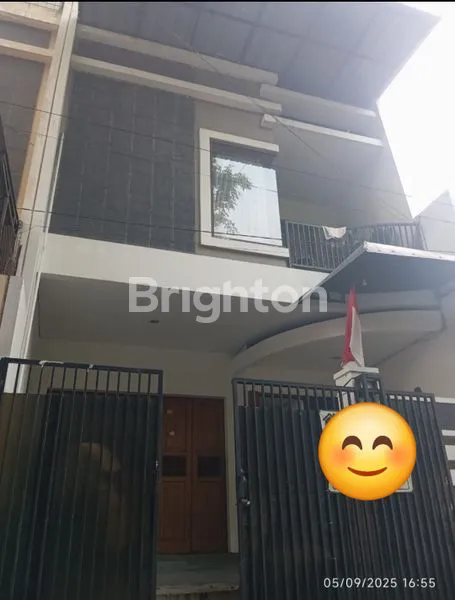 image RUMAH BAGUS 2½ LANTAI SIAP HUNI DI CIDENG, JAKARTA PUSAT (1)
