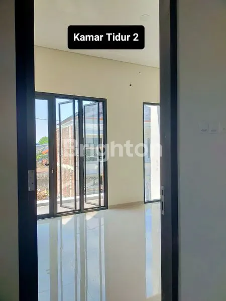 image RUMAH 2 LANTAI MEWAH 4 KT DI KOTA MADIUN (6)