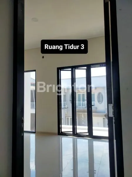 image RUMAH 2 LANTAI MEWAH 4 KT DI KOTA MADIUN (7)