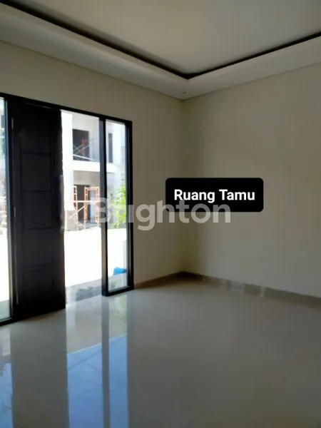 image RUMAH 2 LANTAI MEWAH 4 KT DI KOTA MADIUN (1)