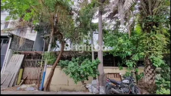 image JUAL CEPAT. RUMAH HITUNG TANAH DI JELAMBAR. (2)