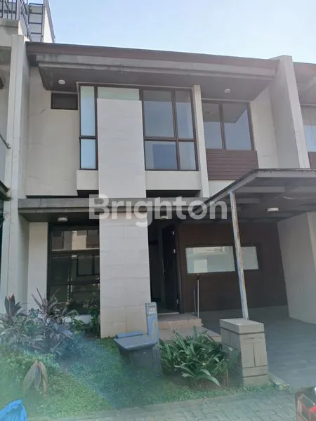 image RUMAH 2 LANTAI DI VANYA PARK BSD CITY, TANGERANG (1)