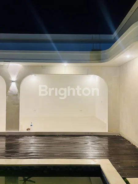 image BRAND NEW VILLA 2 BEDROOM IN JALAN PANTAI MENGENING CEMAGI (5)