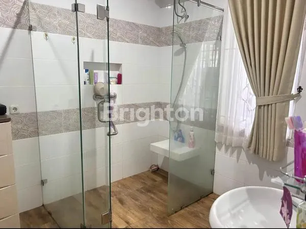 image RUMAH MODERN CLASSIC SENTUL CITY - BOGOR (8)