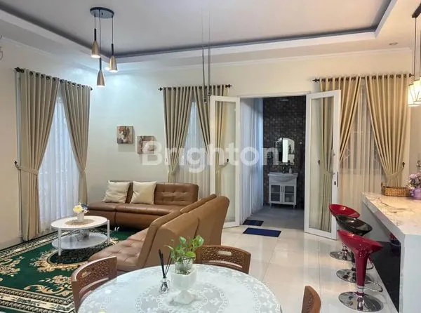 image RUMAH MODERN CLASSIC SENTUL CITY - BOGOR (4)