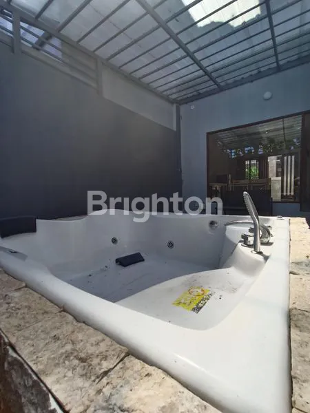 image RUMAH ONE GATE SISTEM DI JL. RAYA BY PASS SANUR  (7)