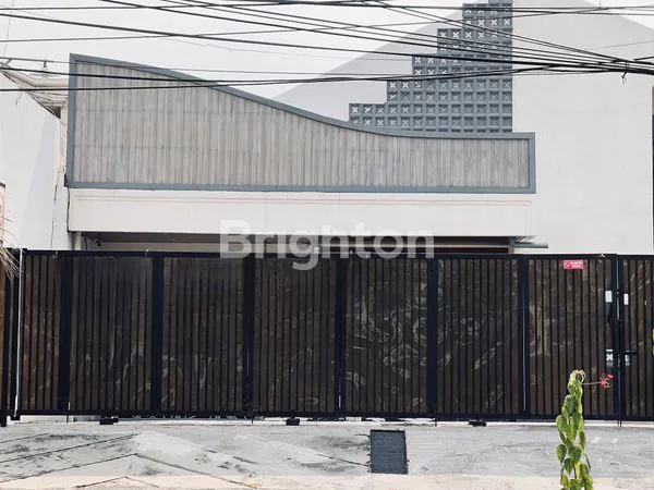 RUMAH KOMERSIAL NOL JALAN RAYA SATELIT INDAH STRATEGIS, LEBAR 15, LUAS 450 SURABAYA BARAT