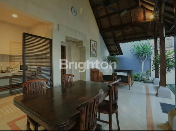 image RUMAH VILLA PRIBADI LUAS MODERN KONTEMPORER UBUD (5)
