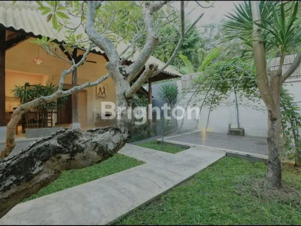 image RUMAH VILLA PRIBADI LUAS MODERN KONTEMPORER UBUD (1)