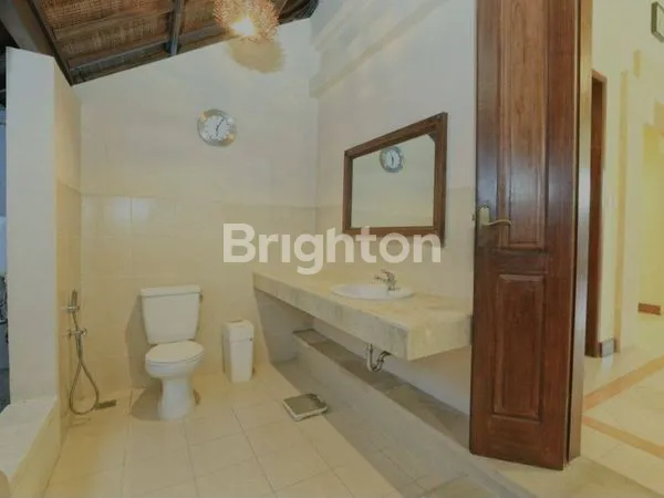 image RUMAH VILLA PRIBADI LUAS MODERN KONTEMPORER UBUD (8)