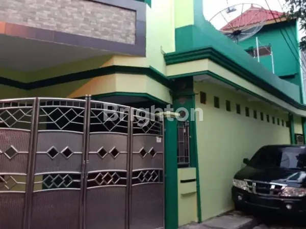 image RUMAH 2.5 LANTAI DI JALAN DEMAK SURABAYA PUSAT  (1)