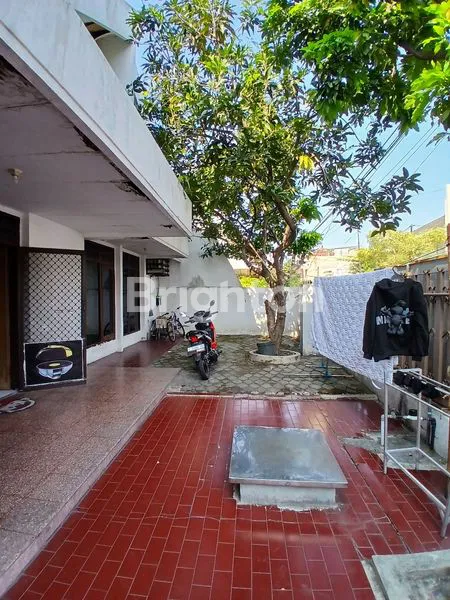 image MANYAR KERTOADI (2)