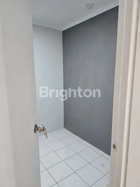 image APARTEMEN 2BR MURAH HAMPIR SEPARUH HARGA NJOP SEMI FURNISHED DI GADING NIAS RESIDENCE, KELAPA GADING, JAKARTA UTARA (3)