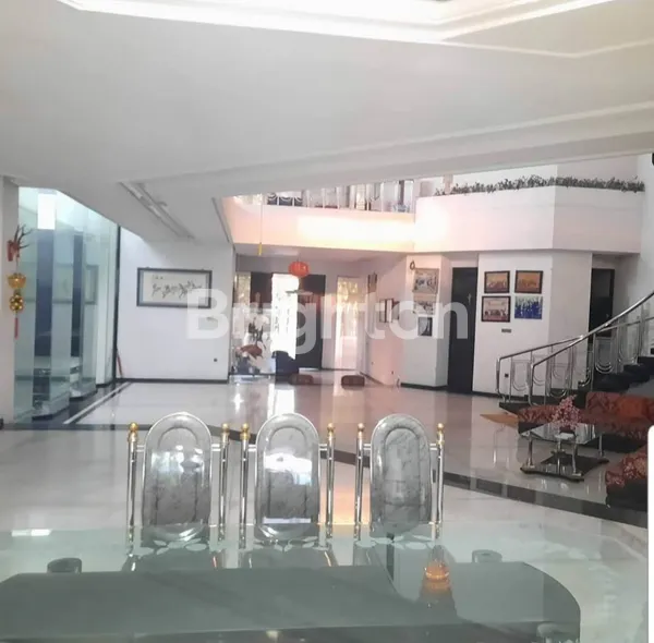 image  RUMAH DHARMAHUSADA INDAH TIMUR DEKAT GM, DEKAT GALAXY MALL, DEKAT UNAIR DEKAT RS DR. SOETOMO (2)