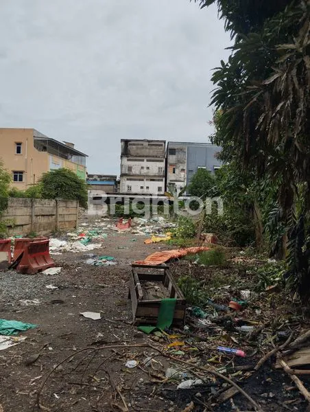 image LOKASI STRATEGIS DEKAT PASAR (2)