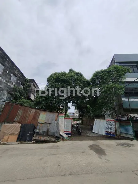 image LOKASI STRATEGIS DEKAT PASAR (5)