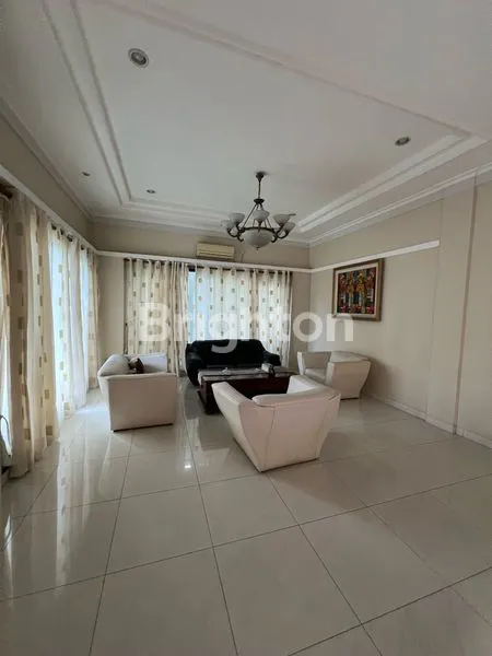 image DIJUAL RUMAH MEWAH BERADA DI PUSAT KOTA BALIKPAPAN (2)