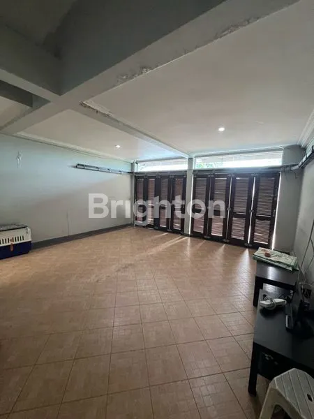 image DIJUAL RUMAH MEWAH BERADA DI PUSAT KOTA BALIKPAPAN (8)