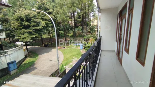 image RUMAH MEWAH DIJUAL 2 LANTAI DALAM CLUSTER SIAP HUNI (6)
