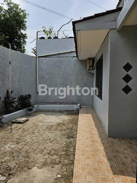 image RUMAH NYAMAN DIJUAL CEPAT STRATEGIS DEKAT KRL & TOL (2)