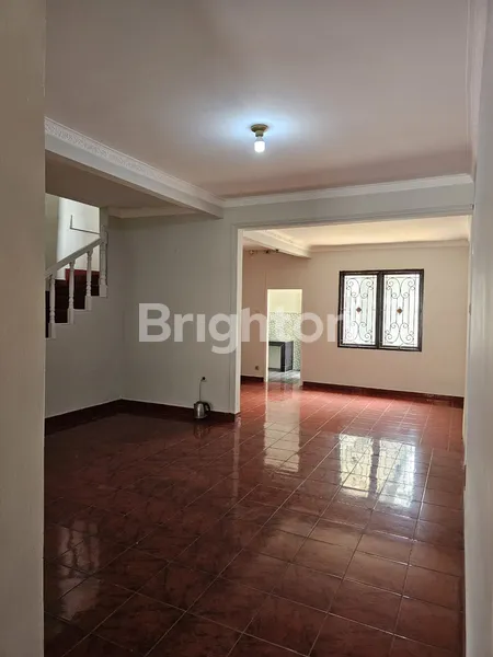 image RUMAH NYAMAN DIJUAL CEPAT STRATEGIS DEKAT KRL & TOL (4)