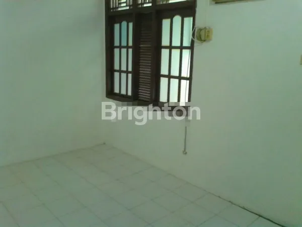 image HUNIAN MINIMALIS DAN STRATEGIS DI SARI BUMI INDAH KARAWACI (4)