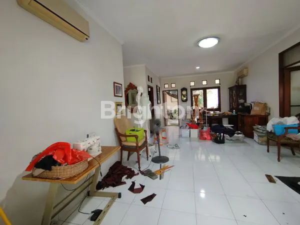 image RUMAH MINIMALIS SIAP HUNI DI BABATAN PRATAMA (2)