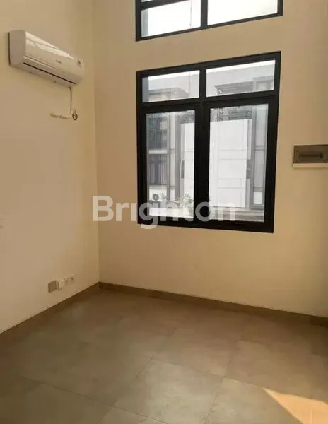 image RUKO 3 LANTAI LATINOS BUSINESS BSD – LOKASI STRATEGIS UNTUK USAHA & INVESTASI (4)