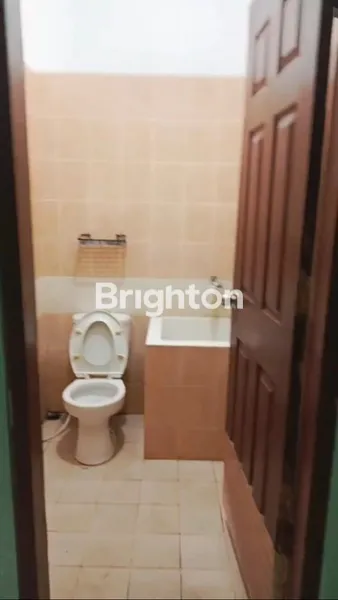 image DISEWAKAN RUMAH PURI SURYA JAYA (4)