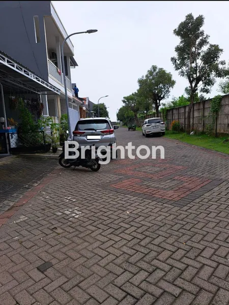 image DISEWAKAN RUMAH PURI SURYA JAYA (5)