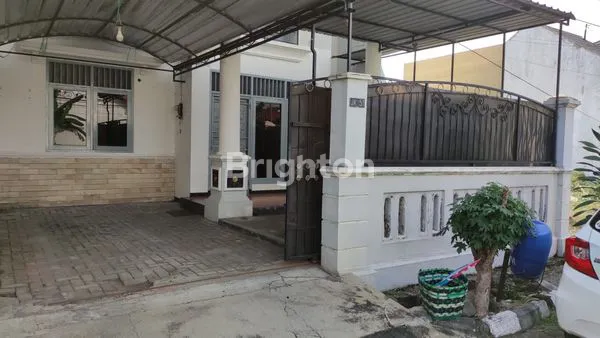 image RUMAH SIAP HUNI DI SOLOBARU, HANYA 3 MENIT KE PAKUWON MALL, LOKASI CLUSTER DAN ELITE!!! ROW JALAN 7 METER!! TIDAK PERLU RENOVASI (8)