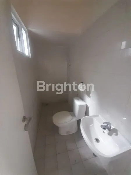 image RUMAH BARU 2 LANTAI DI BINTARA JAYA, BEKASI BARAT (7)